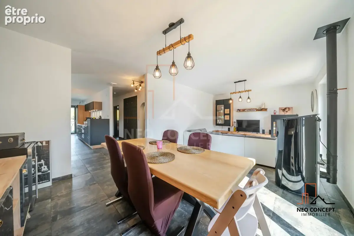 * SESSENHEIM - Maison rénovée en 2021 de 116 m² située en seconde ligne, avec un terrain idylique ! * - photo 7