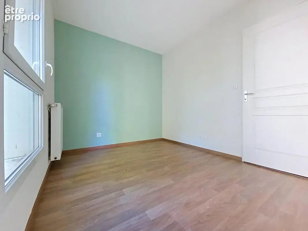 Appartement - 2 chambres - Balcon - Garage PMR en sus - Place de  parking - Proche commodités - photo 14