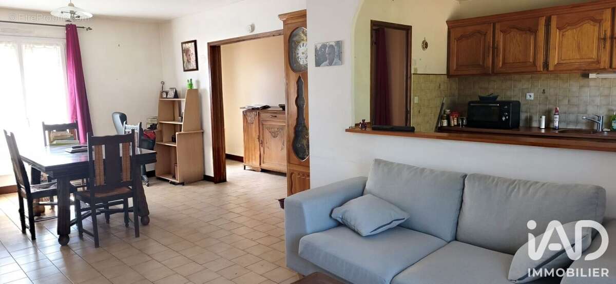 Maison 82 m² à Saint-Hilaire-Les-Andresis  - photo 3