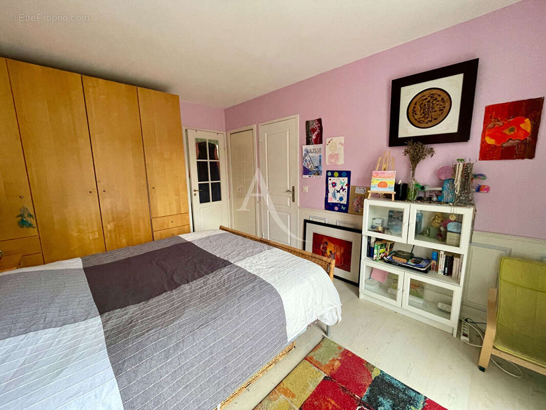 Maison à GIF-SUR-YVETTE