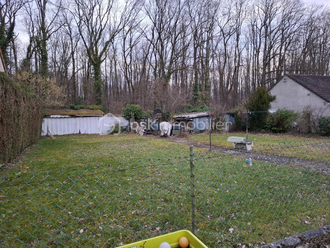 Terrain à DAMMARIE-LES-LYS