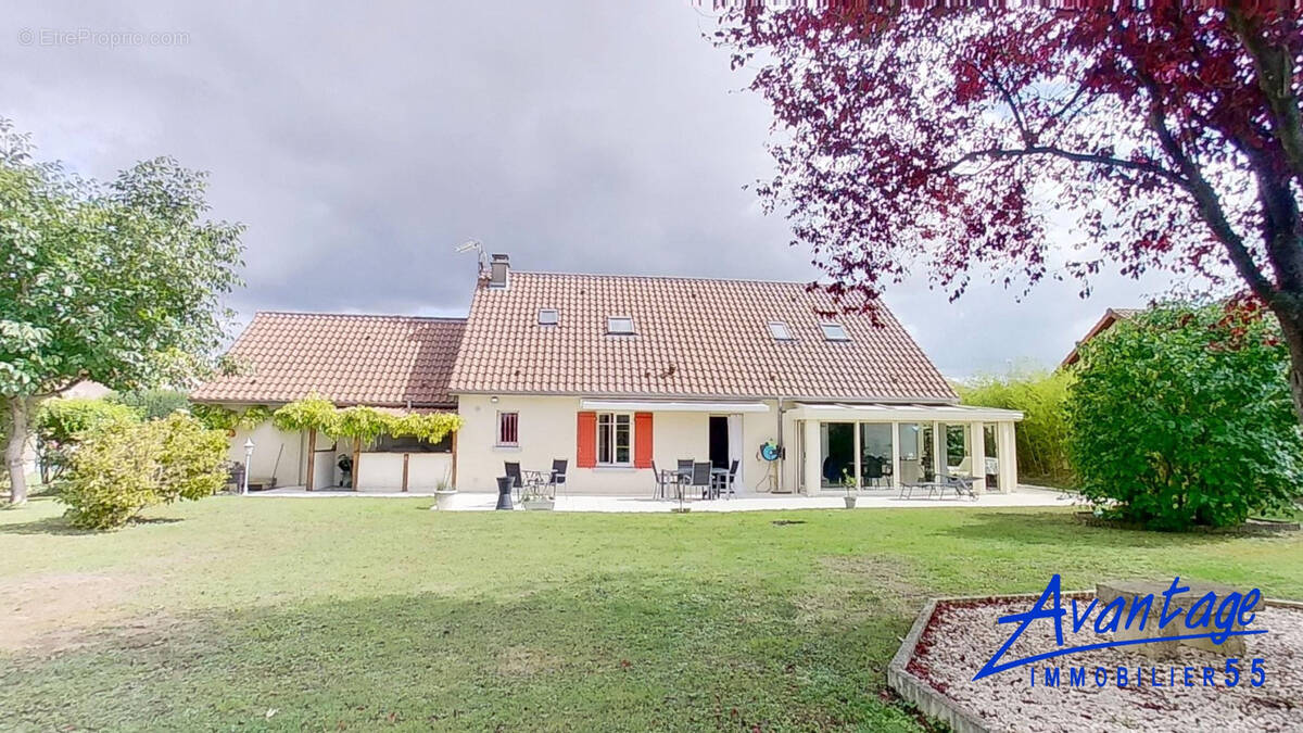 Maison à VAL-D'ORNAIN