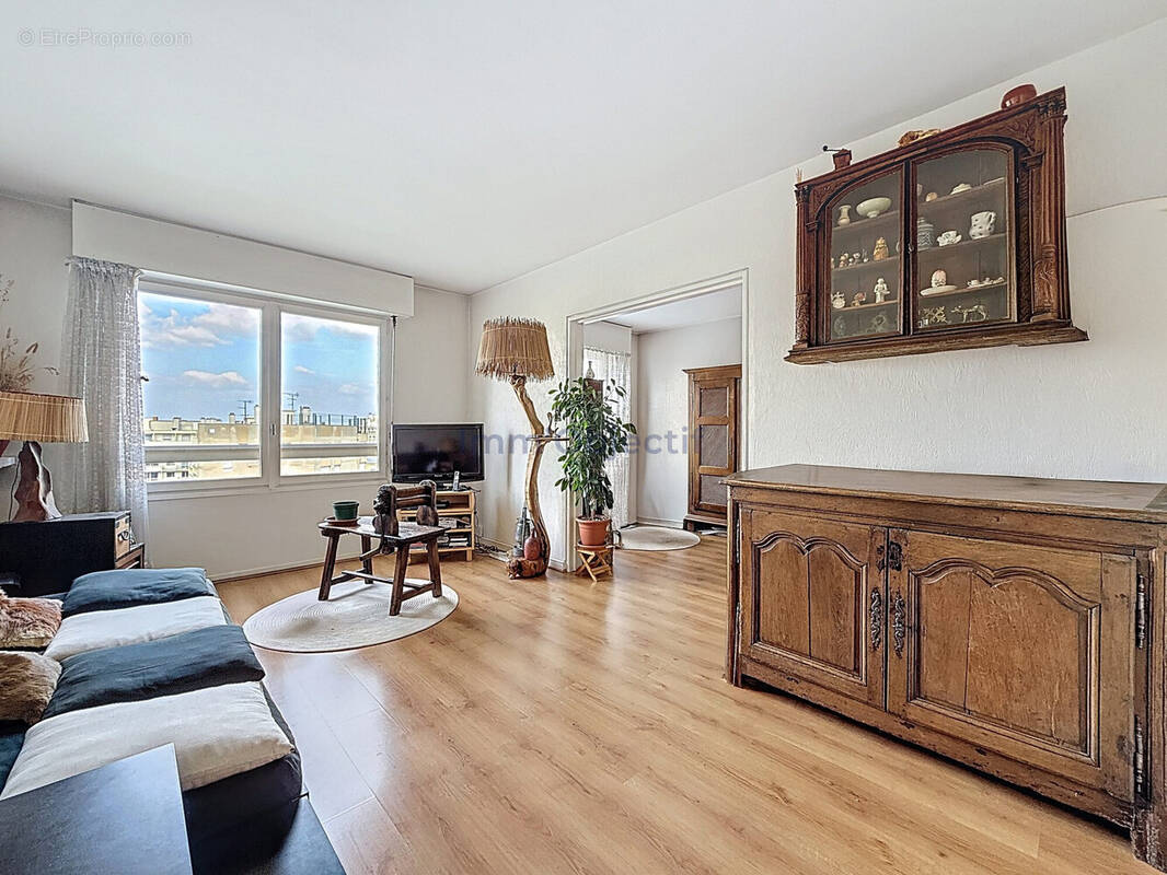 Appartement à PARIS-12E