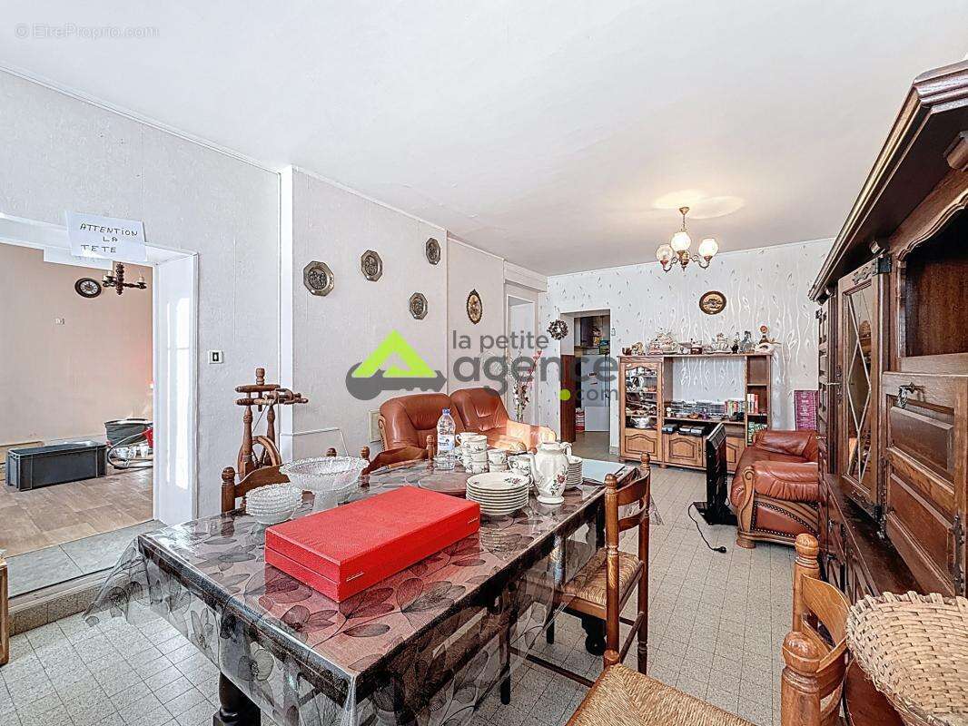 Maison à SAINT-VAURY