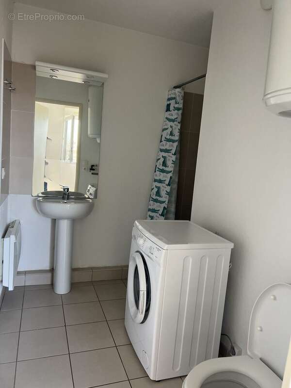 Appartement à RODILHAN