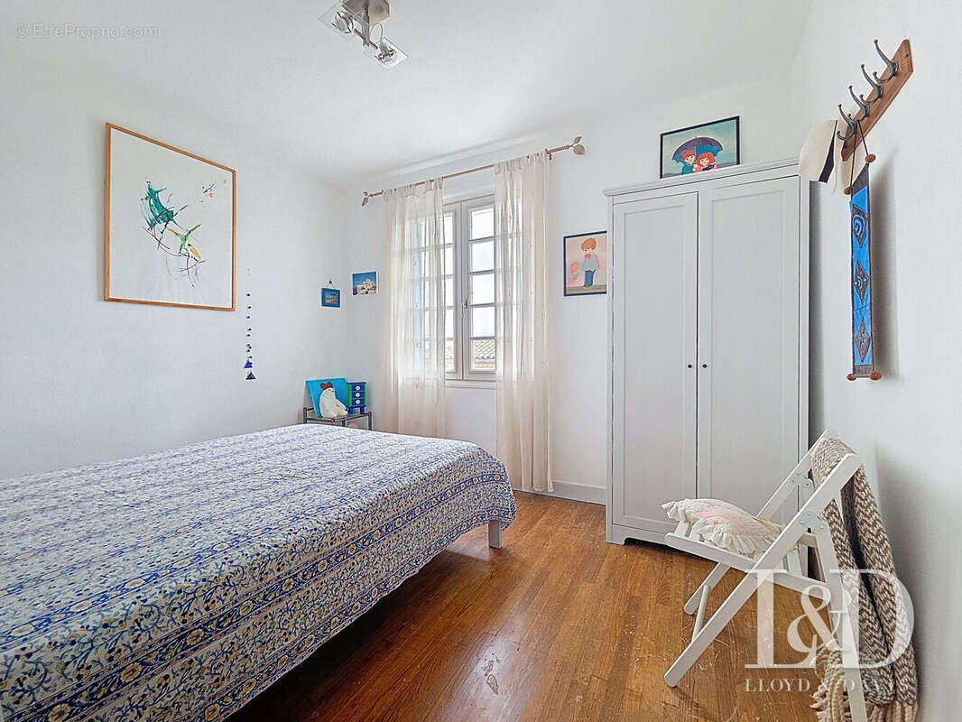 Maison à TALMONT-SUR-GIRONDE