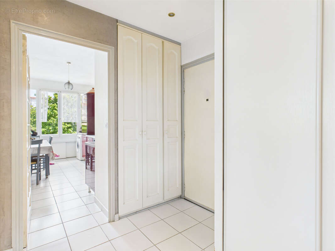 Appartement à SAINT-ETIENNE