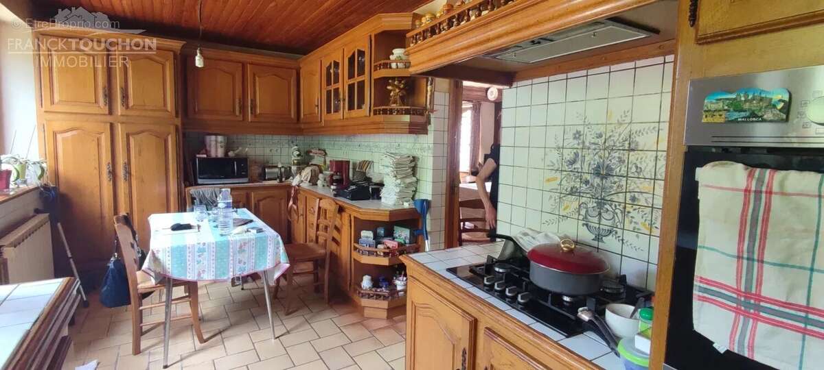 Maison à PERS-EN-GATINAIS