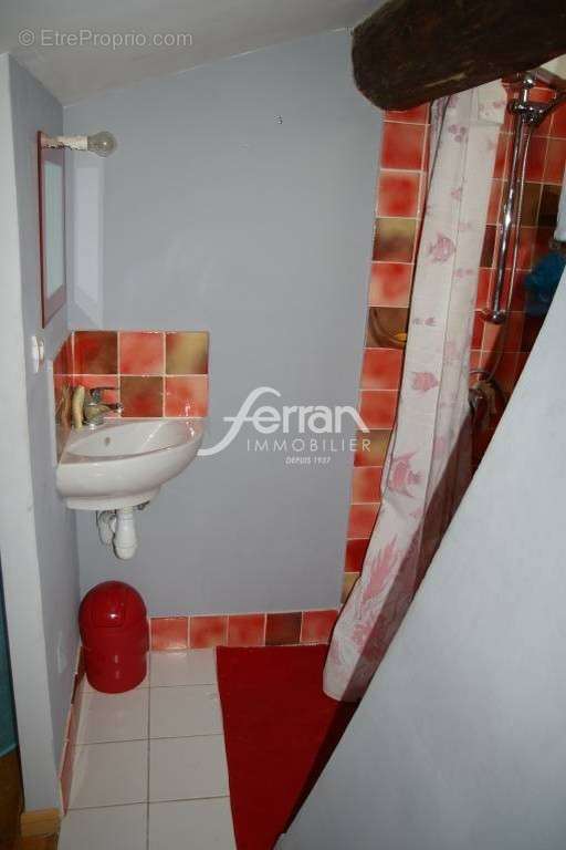 Appartement à SALERNES