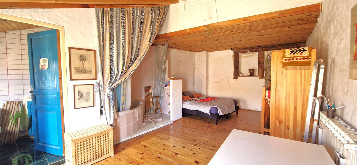 Maison à MONTALBA-LE-CHATEAU