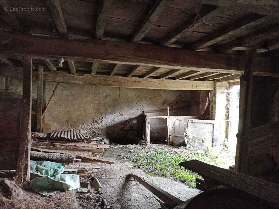 Maison à LASSERRE