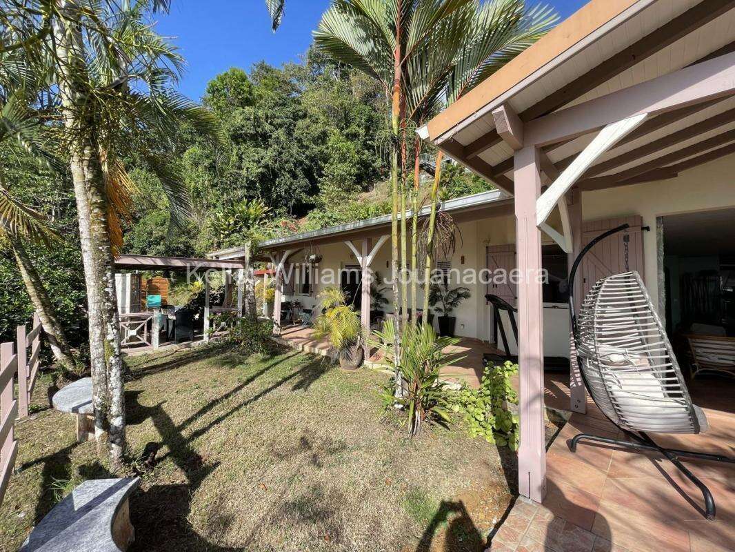 Maison à LES ANSES-D&#039;ARLET