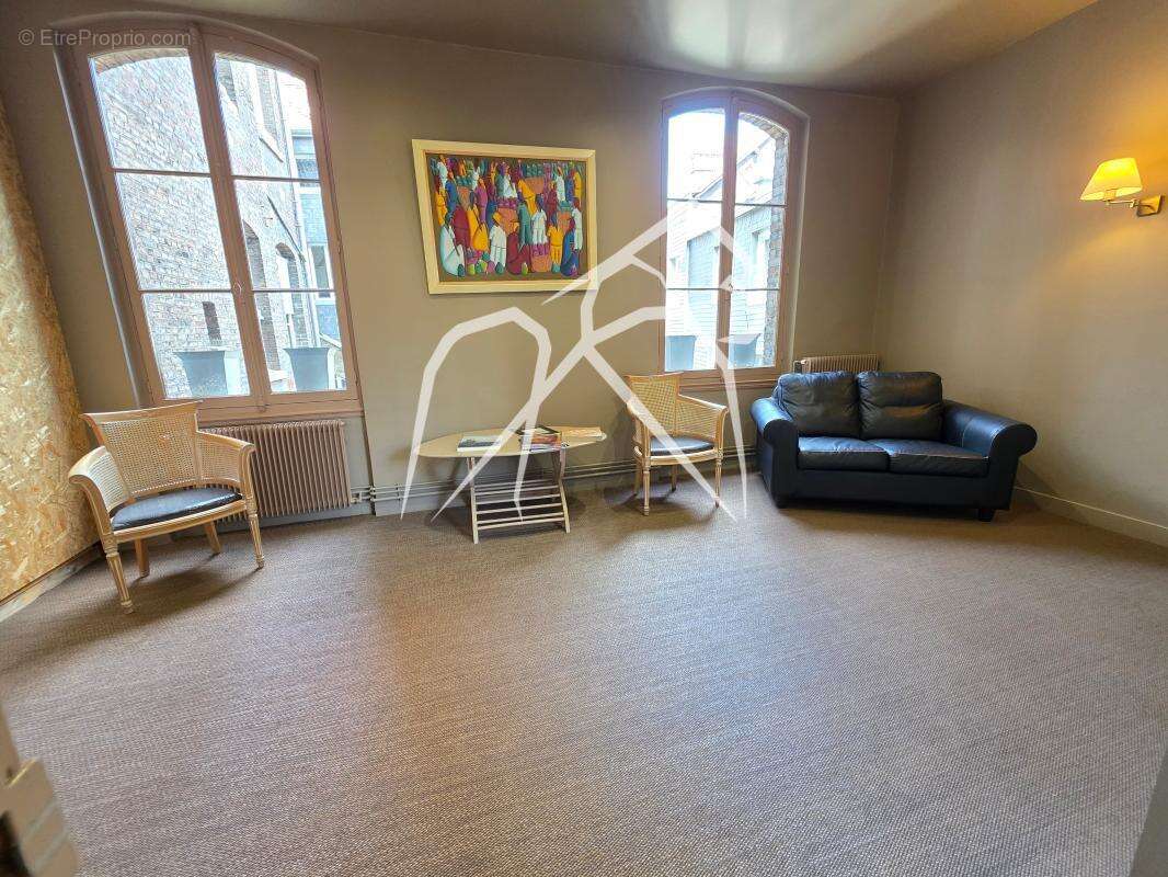 Appartement 159,40m²  / LOCAL PROFESSIONNEL  Hyper-centre Rouen - photo 4