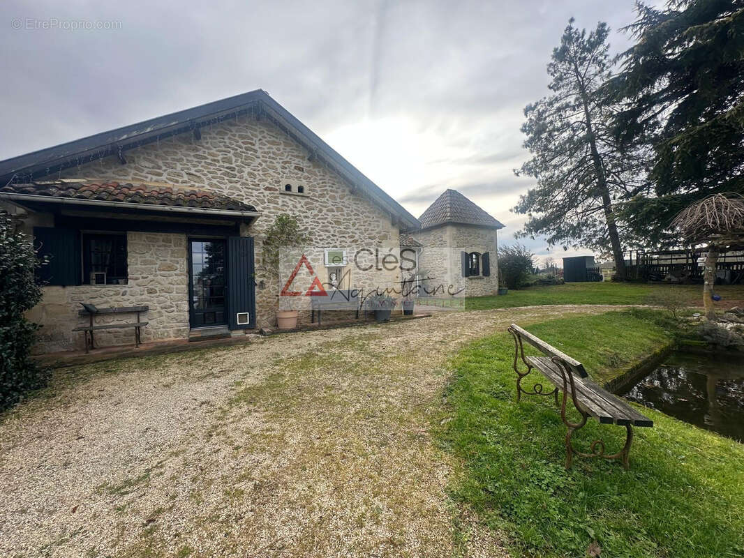 Maison à GORNAC