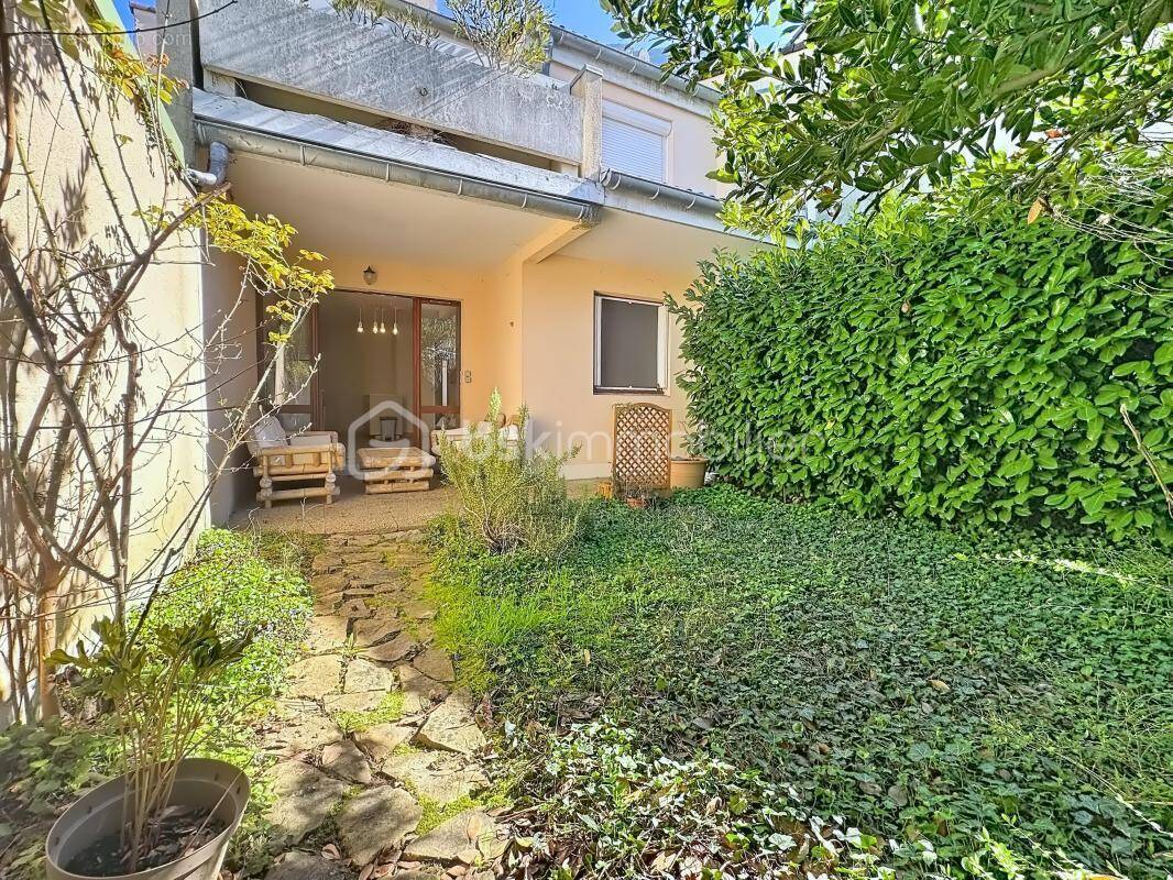 Appartement à SAINT-EGREVE