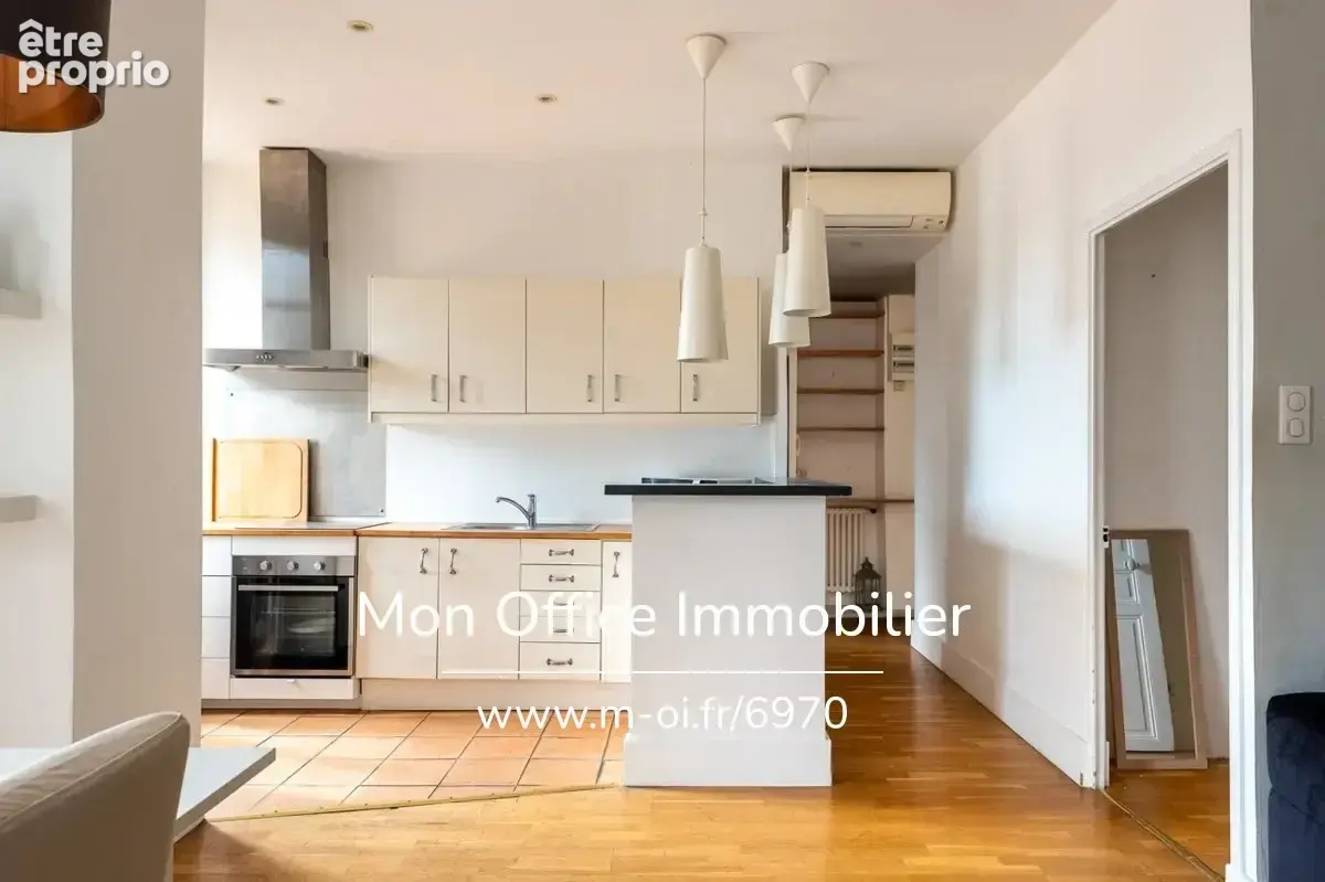 Référence : 6970-ASA - Appartement 3 pièce climatisé et traversant dernier étage centre ville - photo 6