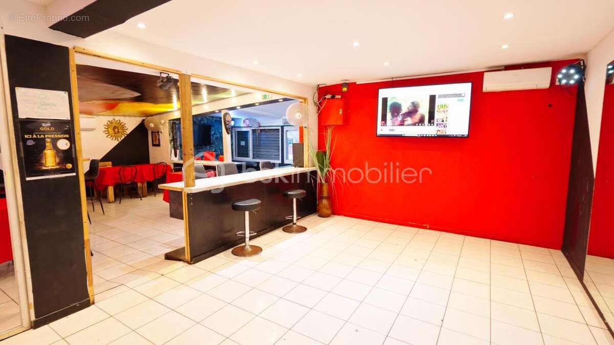 Commerce à SAINT-LOUIS