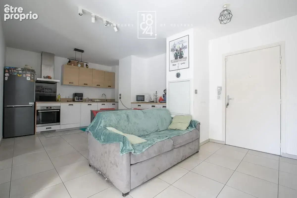 Appartement T3 de 2020 au 3 Lucs  À Vendre - photo 3