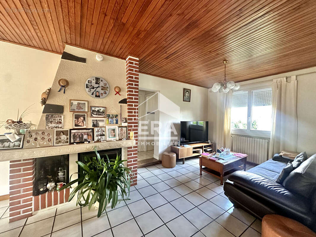 Maison à SARTROUVILLE