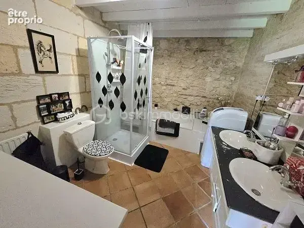 Magnifique maison en pierres renovee de 379 m2 avec 4 chambres, piscine sur un terrain de 1,8 hectares !!! - photo 26