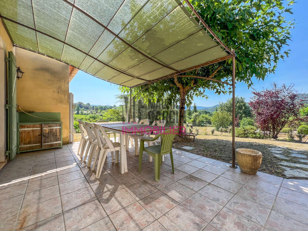 Maison 145 m² à Mormoiron  - photo 3