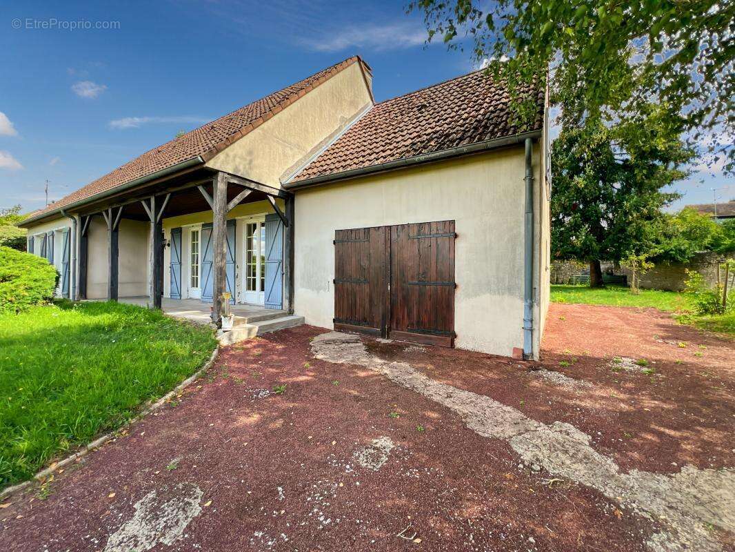 Maison à LAILLY-EN-VAL