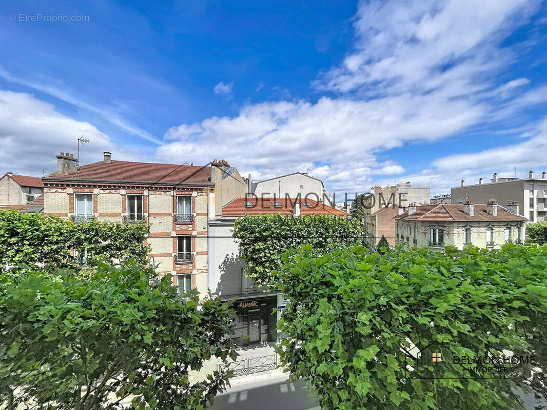 Appartement à LA GARENNE-COLOMBES