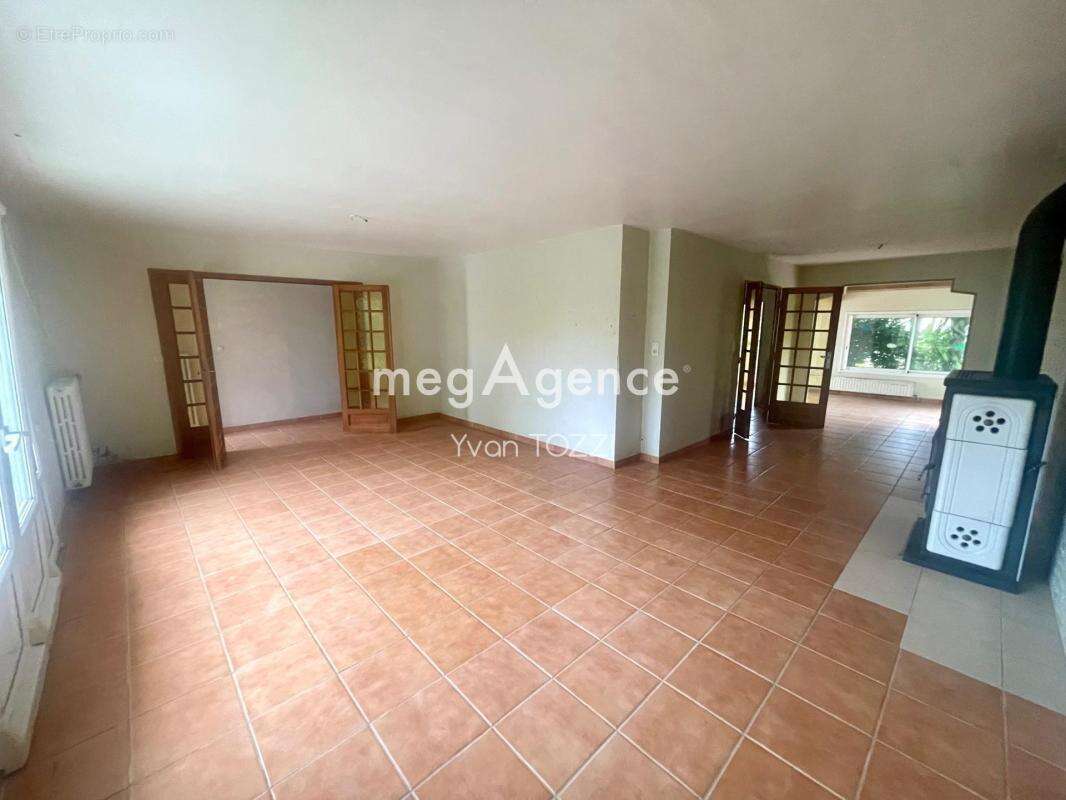 Maison de 140 m2 sur une parcelle de 2622 m2 aux SABLES D’OLONNE - photo 5