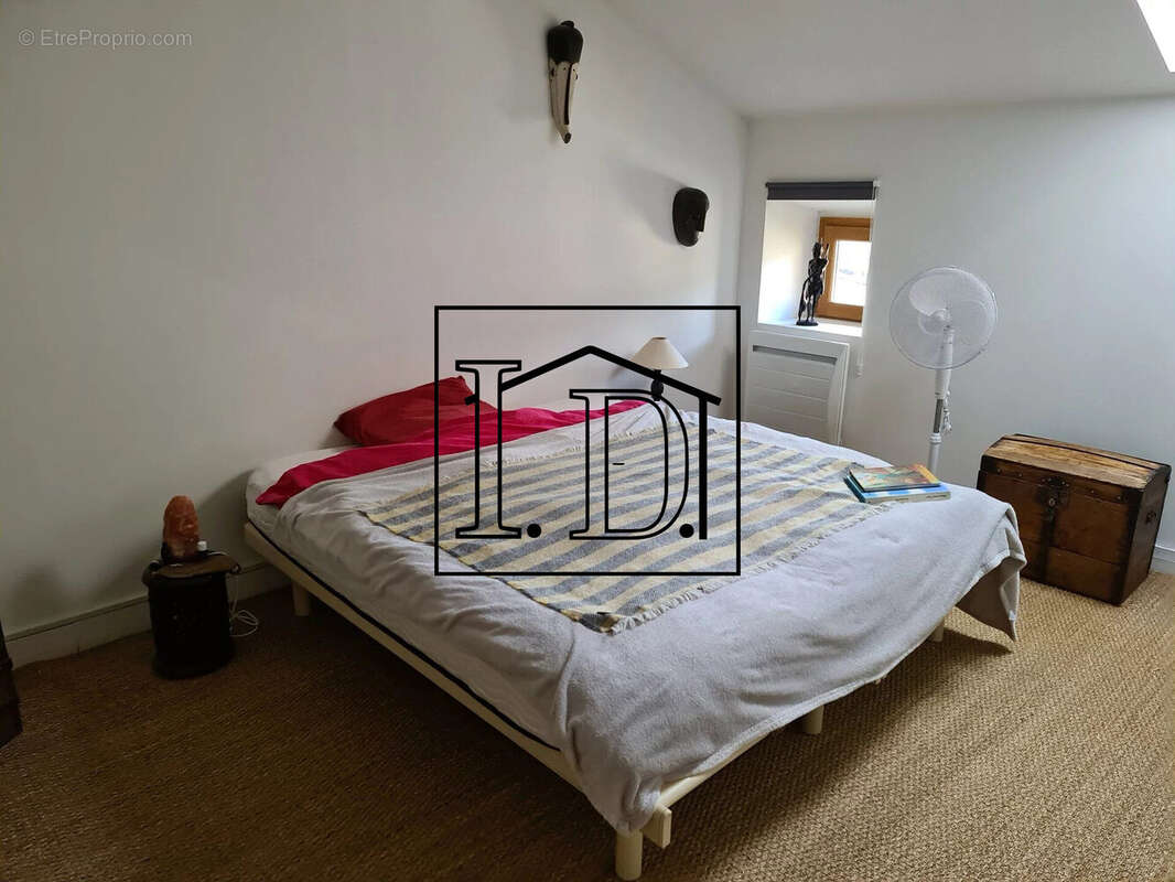 CHAMBRE 2ème - Maison à EYMET