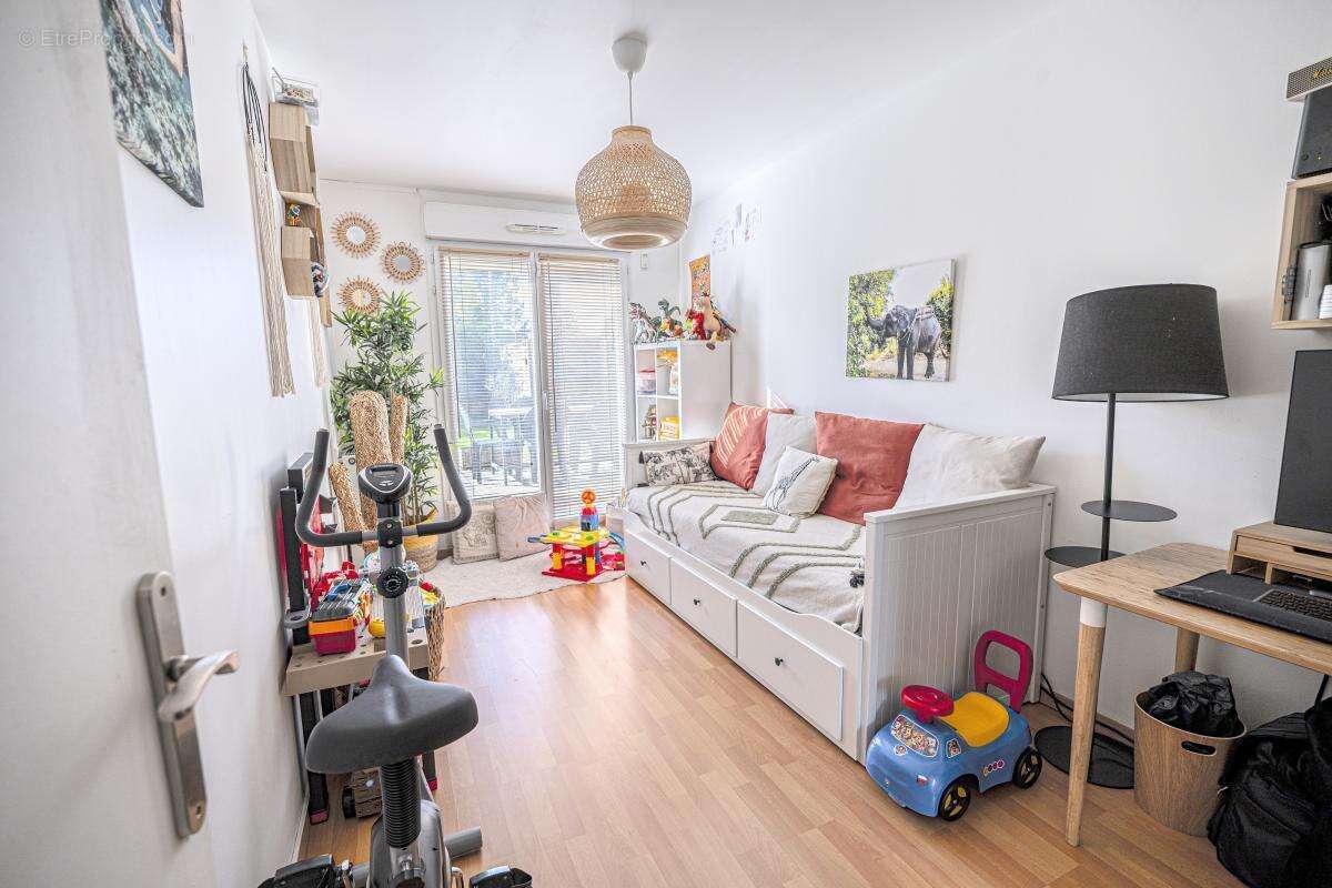 Appartement à NEUILLY-SUR-MARNE