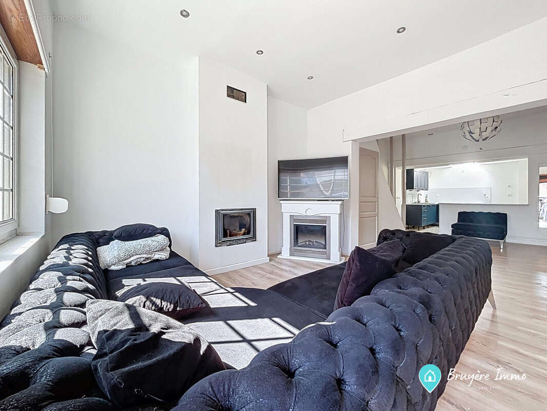 Maison 70 m² à Louvroil  - photo 2