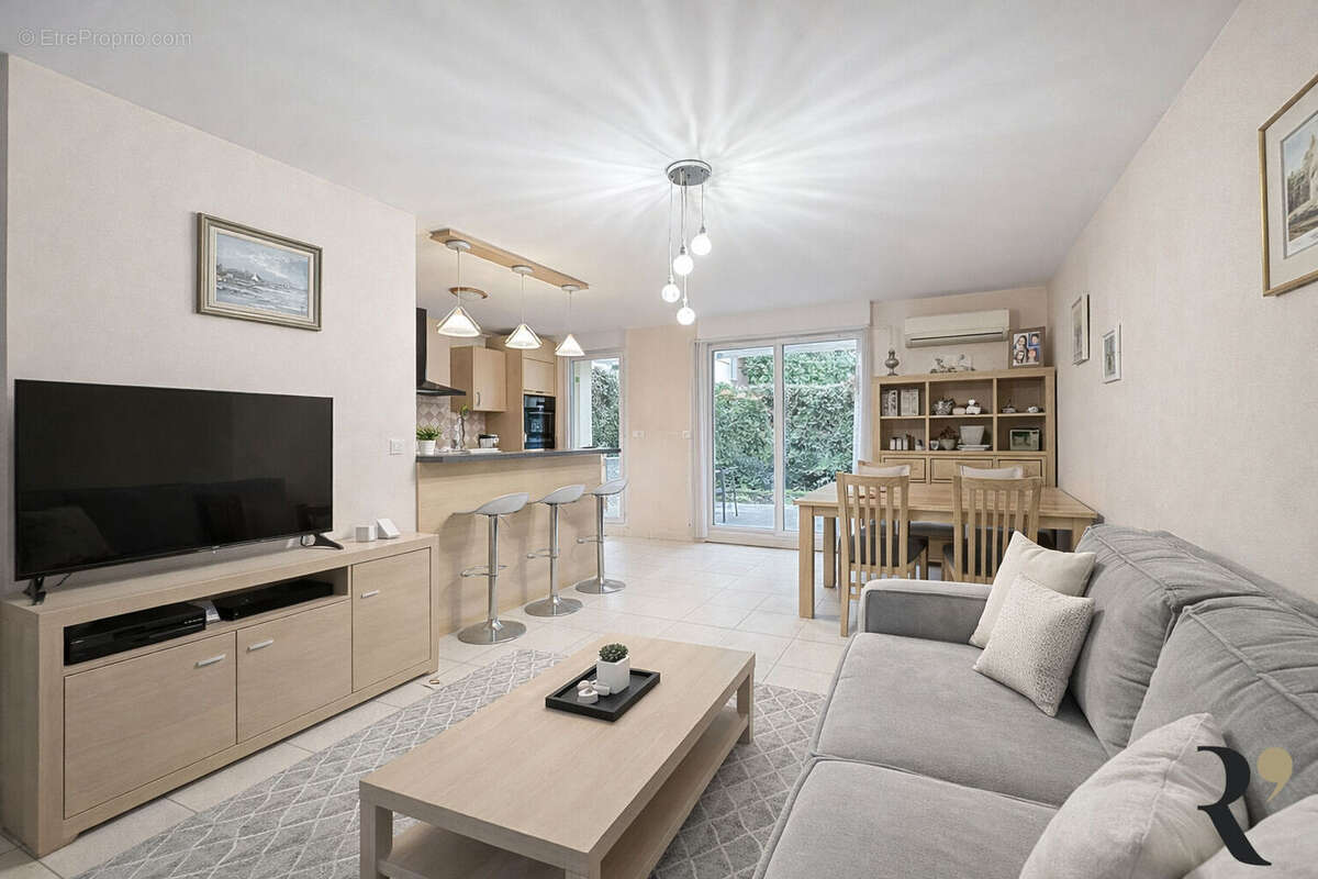 Apt T3 Saint-Orens centre 70.44 m2 avec un garage et une place de parking - photo 3