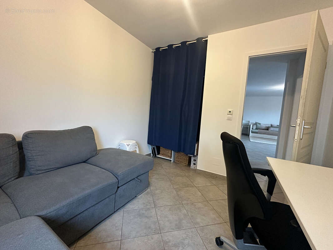 Appartement à AMNEVILLE