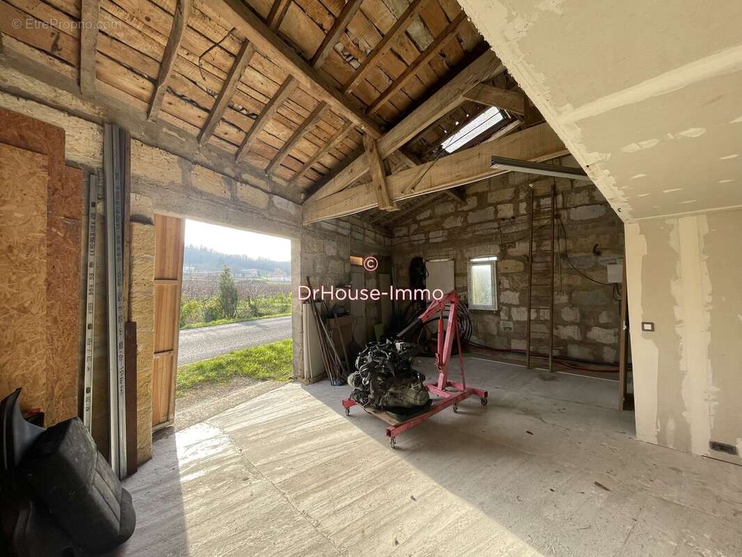 Terrain 64 m² à Saint-Pey-De-Castets  - photo 6