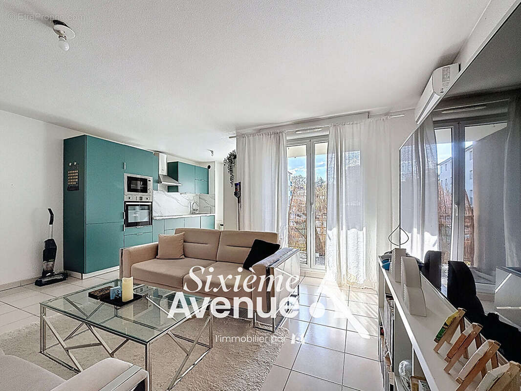 Appartement à VENISSIEUX