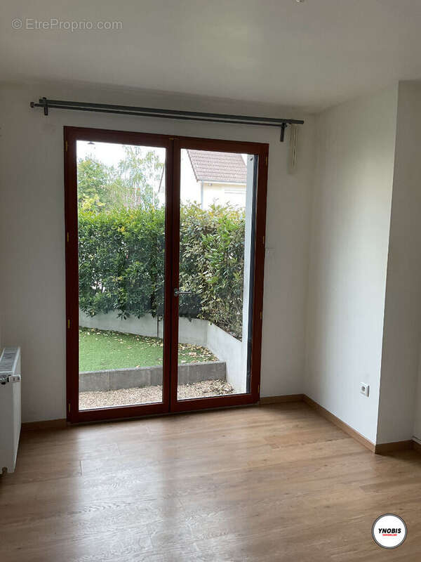 Appartement Carrieres Sous Poissy  2 pièce(s) 44 m2 - photo 5