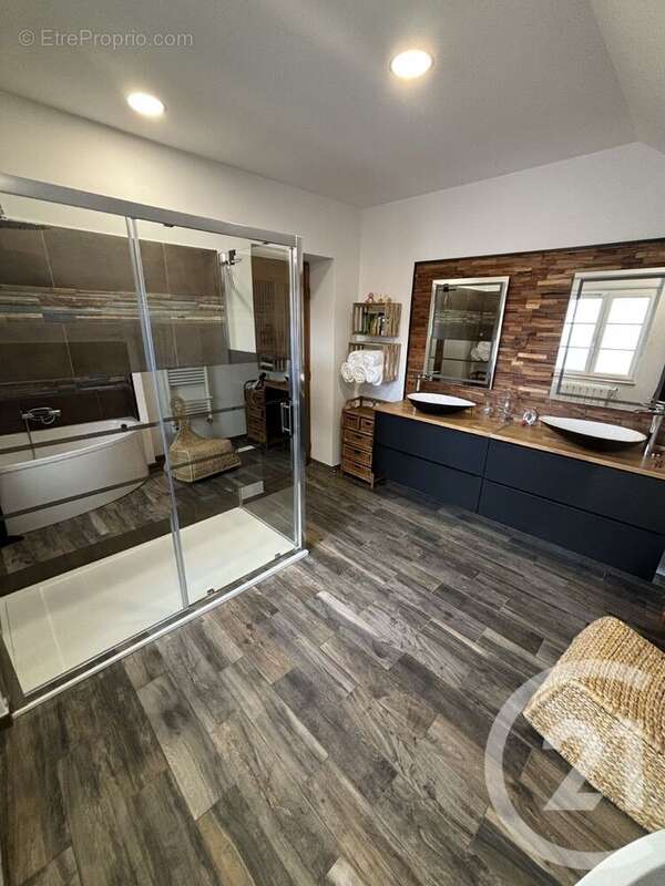 Maison à NANTEUIL-LE-HAUDOUIN