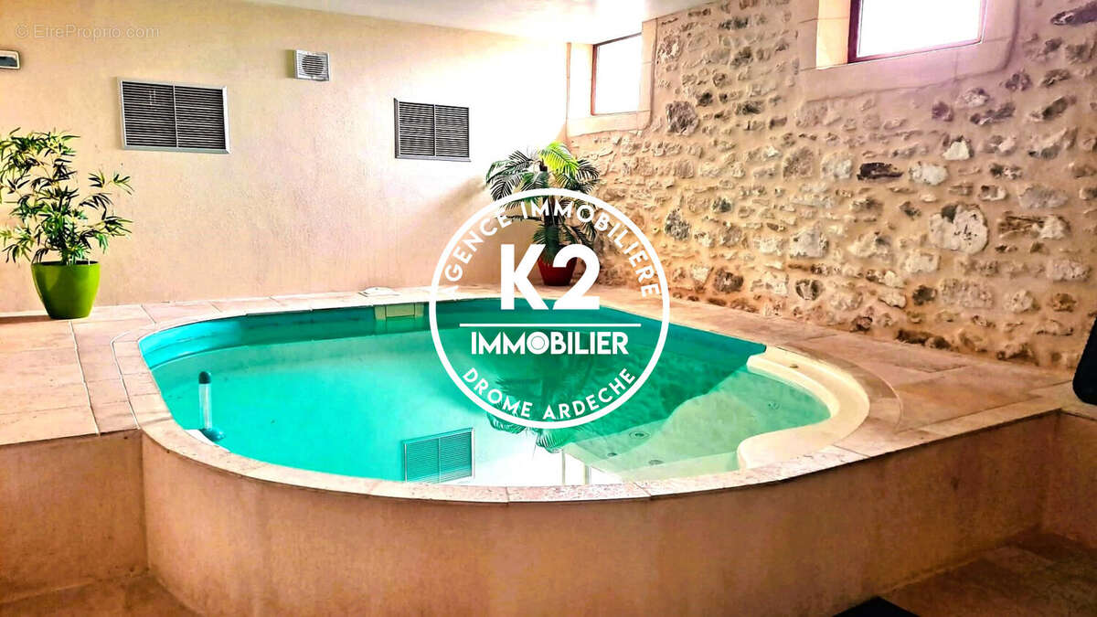 Maison 625 m² à Rochefort-En-Valdaine  - photo 9