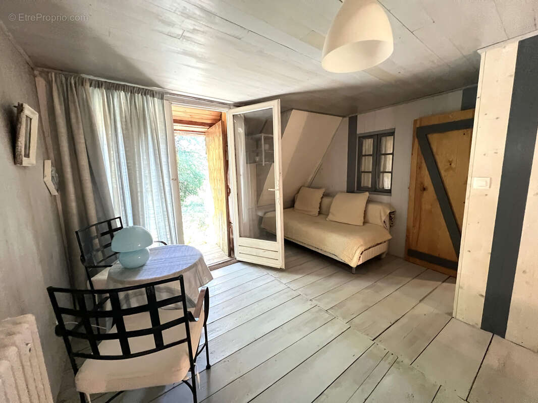 Maison à SAINT-FRONT