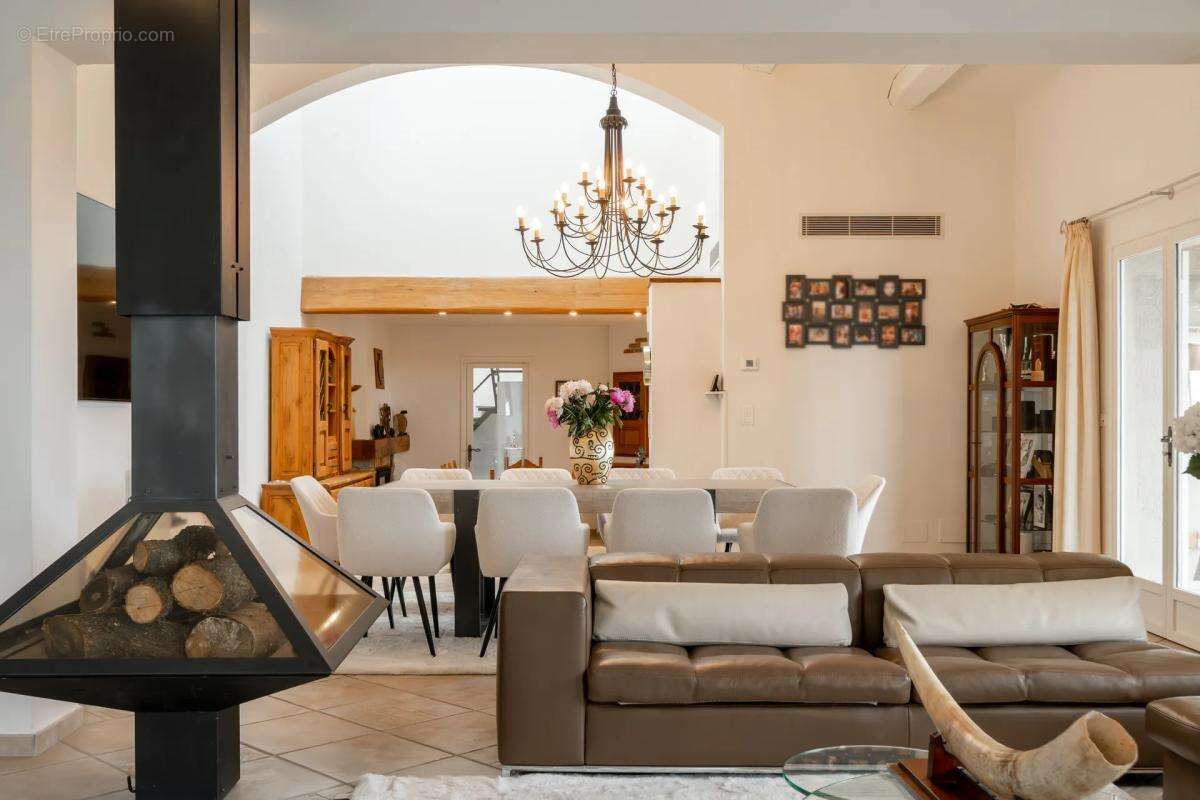 Maison à LE BAR-SUR-LOUP