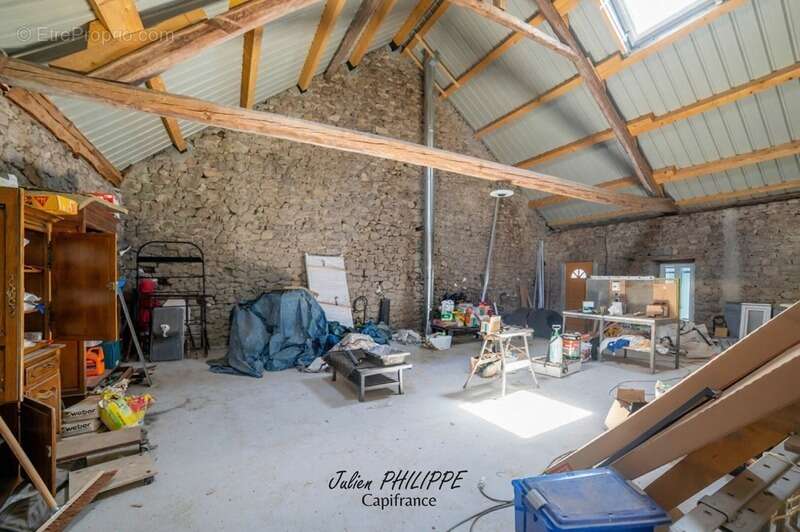 Corps de ferme à vendre 7 pièces ANCELLE (05) - photo 14