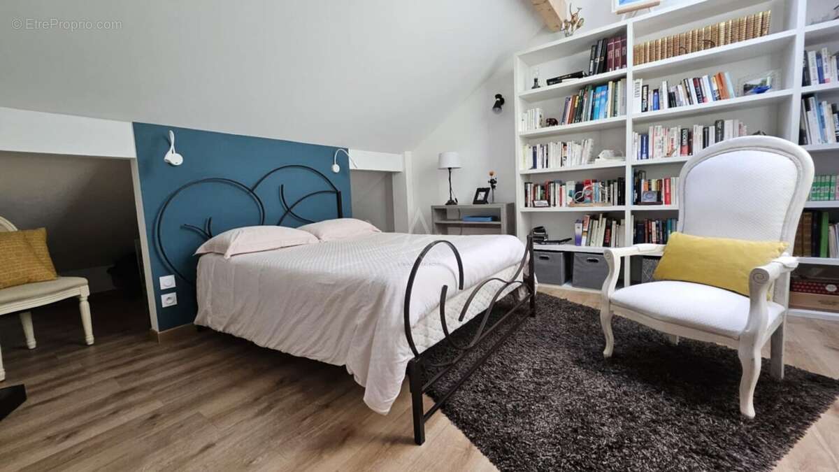 Appartement à GILLY-SUR-ISERE