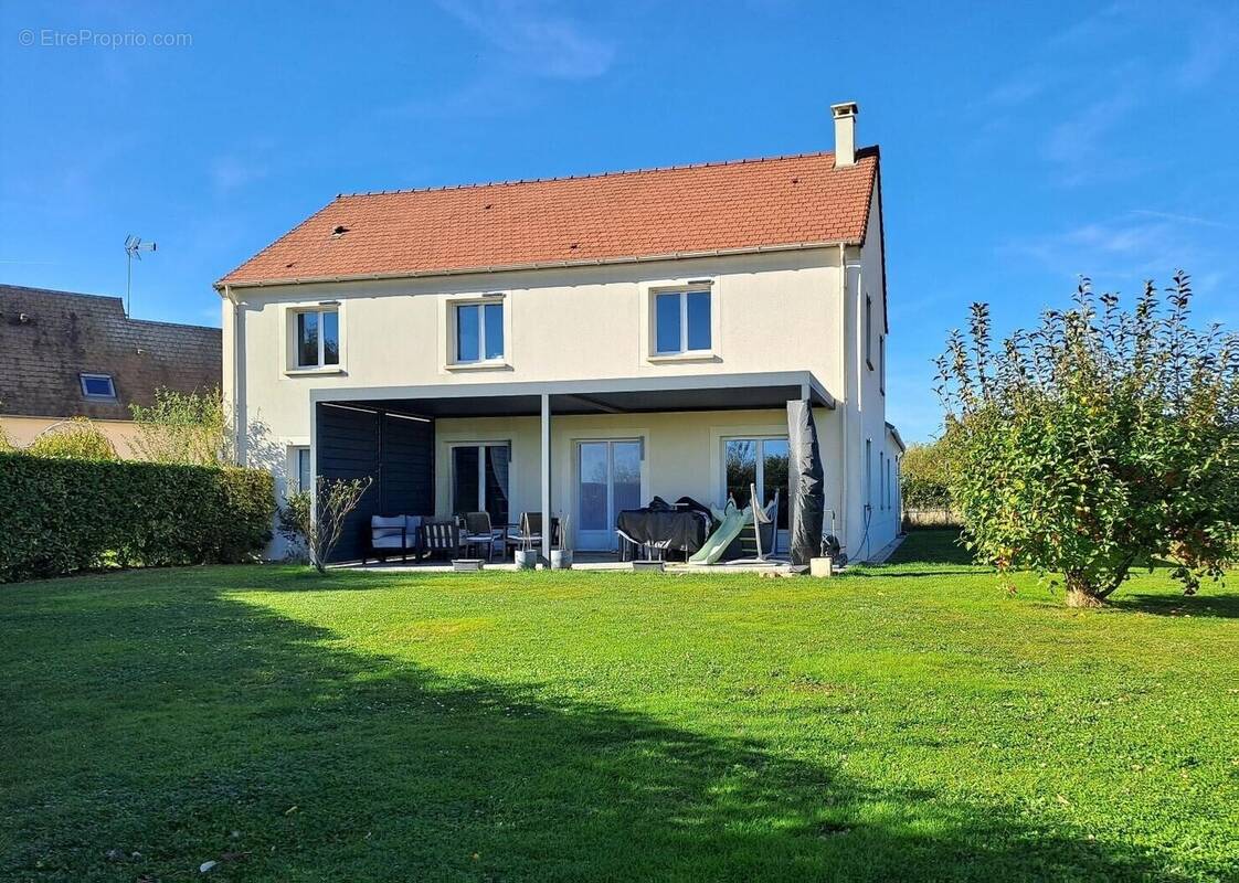 Maison à RAMBOUILLET