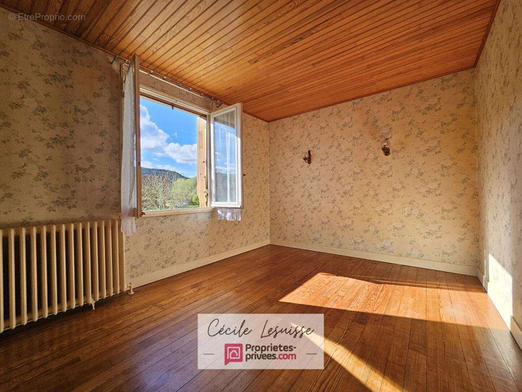 Maison à LILLEBONNE