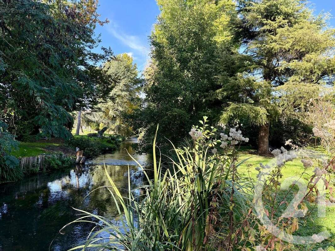 Maison à IVRY-LA-BATAILLE