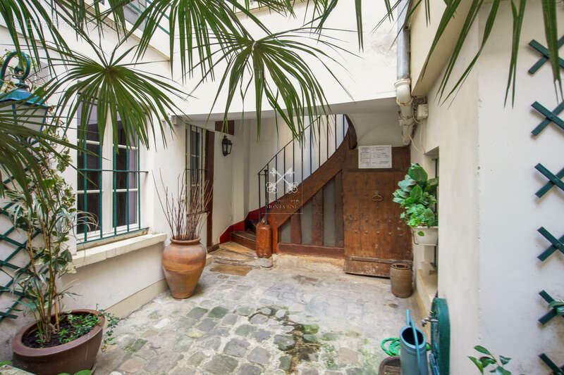 Appartement à PARIS-3E