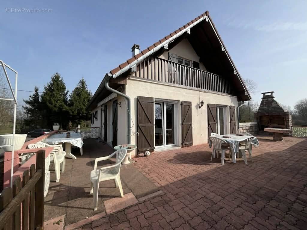Maison à FROIDETERRE