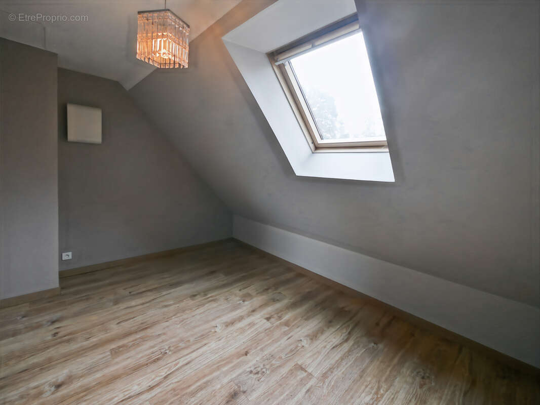 Maison à SYLVAINS-LES-MOULINS