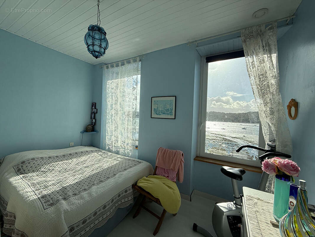 Maison à LE RELECQ-KERHUON