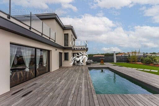 Maison à GUJAN-MESTRAS